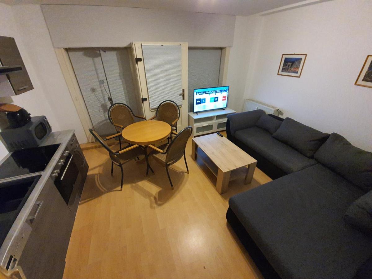 Zentrale 2 Zimmer Eg Wohnung Mit Balkon Leipzig Dış mekan fotoğraf